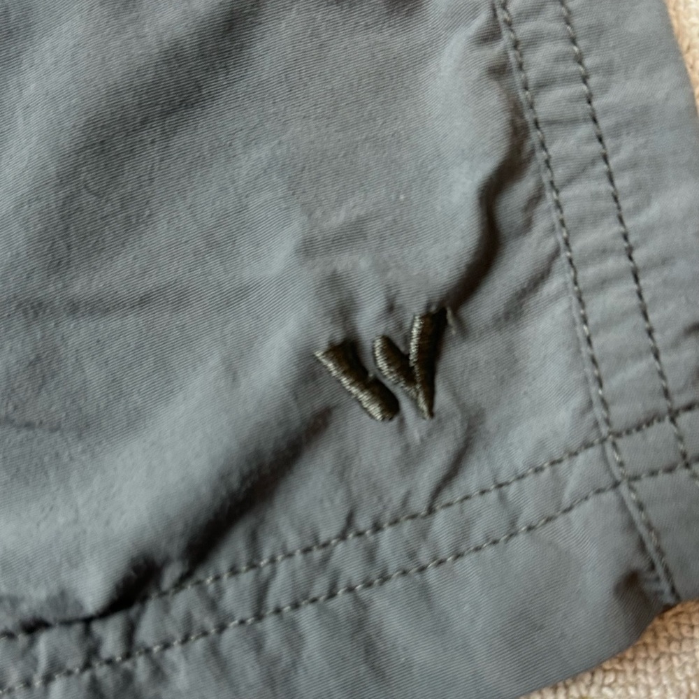 White Sierra Kids Gray Cargo Shorts - Picture 3 of 6